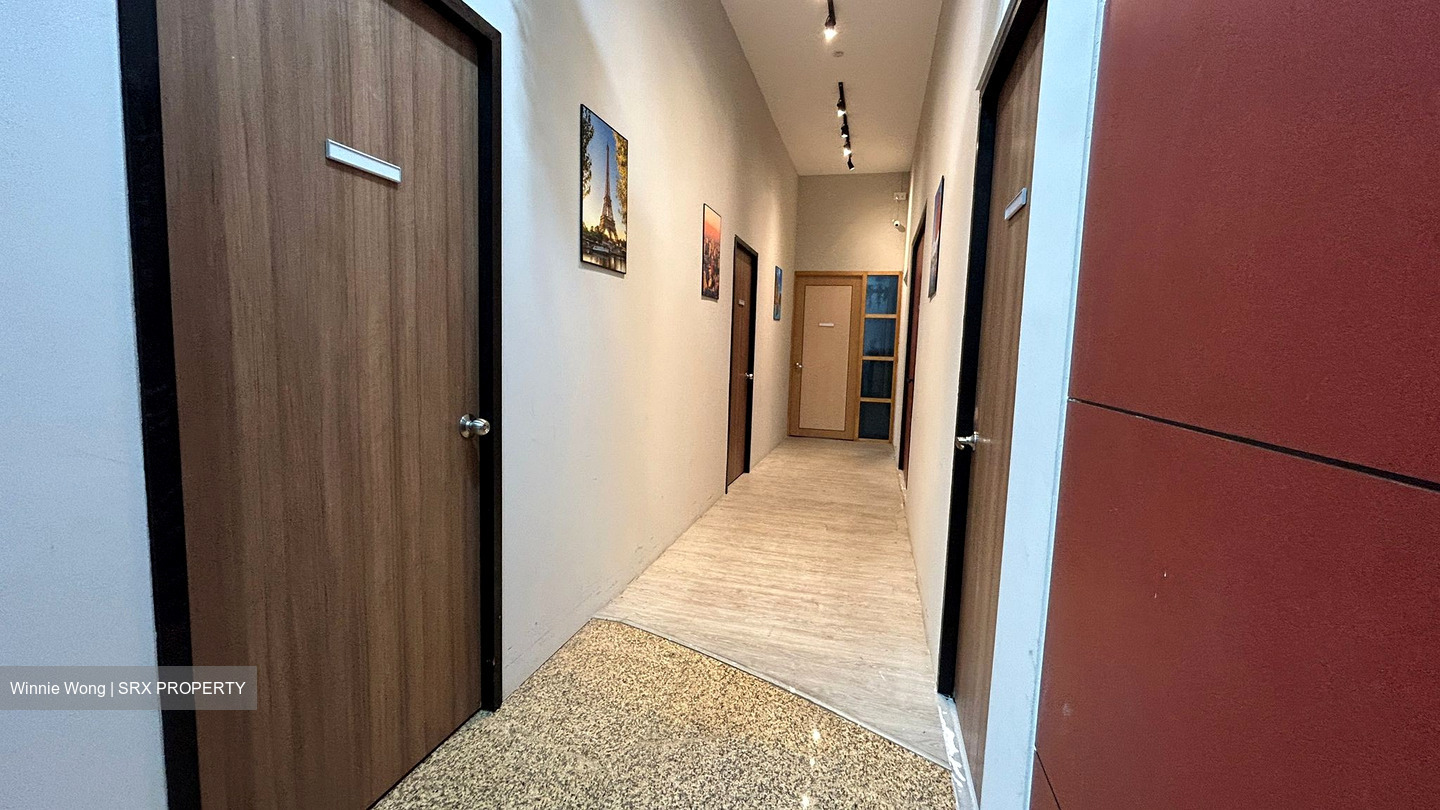 Unity Centre (D23), Office #544045301